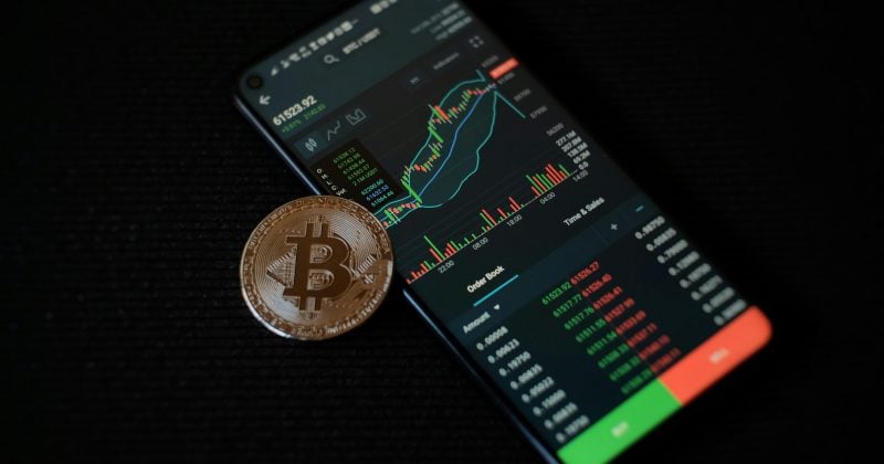 $107M in longs liquidated within 4 hours ahead of FOMC announcement